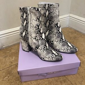 madden girl rally sock booties